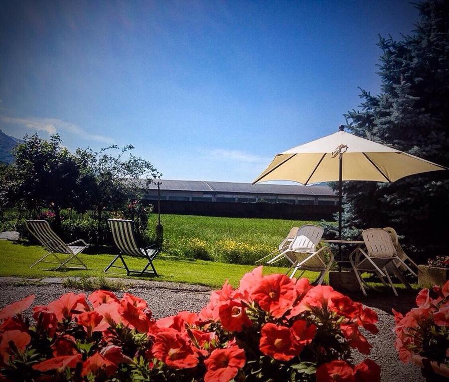 Agriturismo La Grange ポン・サン・マルテン エクステリア 写真